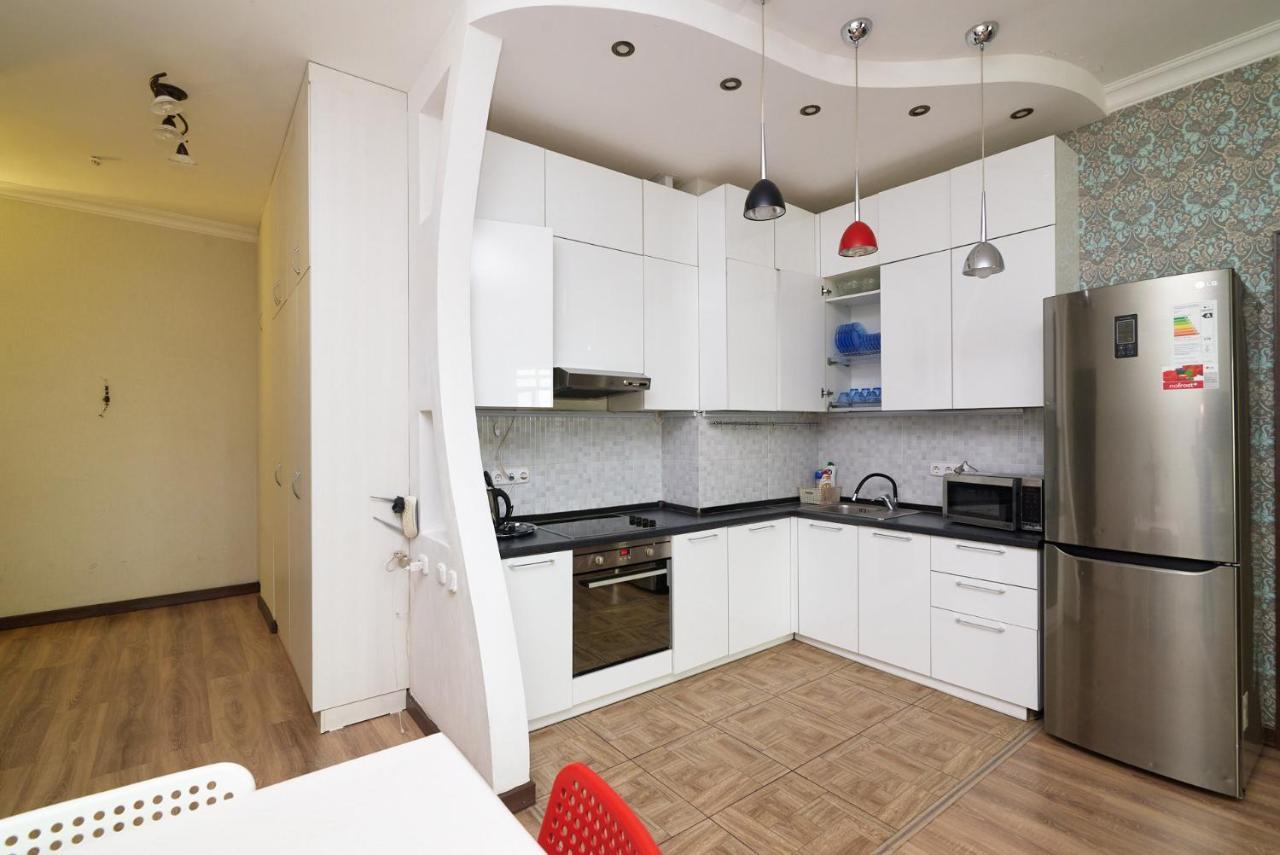 Квартира В Самом Центре Столицы Казахстана Apartment Nur-Sultan  Exterior photo