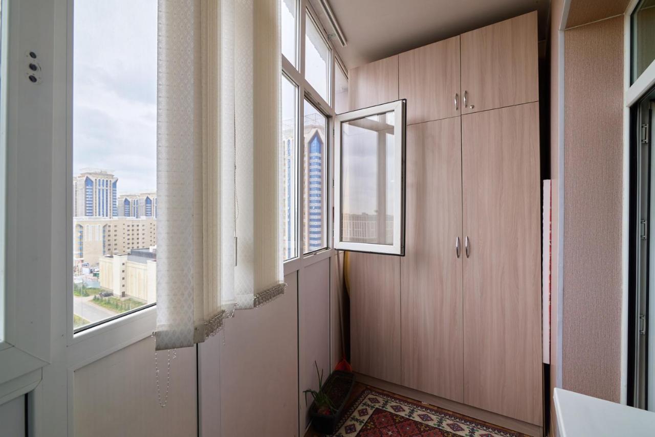 Квартира В Самом Центре Столицы Казахстана Apartment Nur-Sultan  Exterior photo